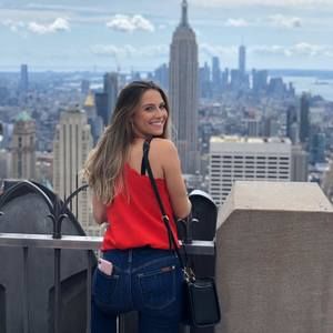 Meet your Posher, Samantha